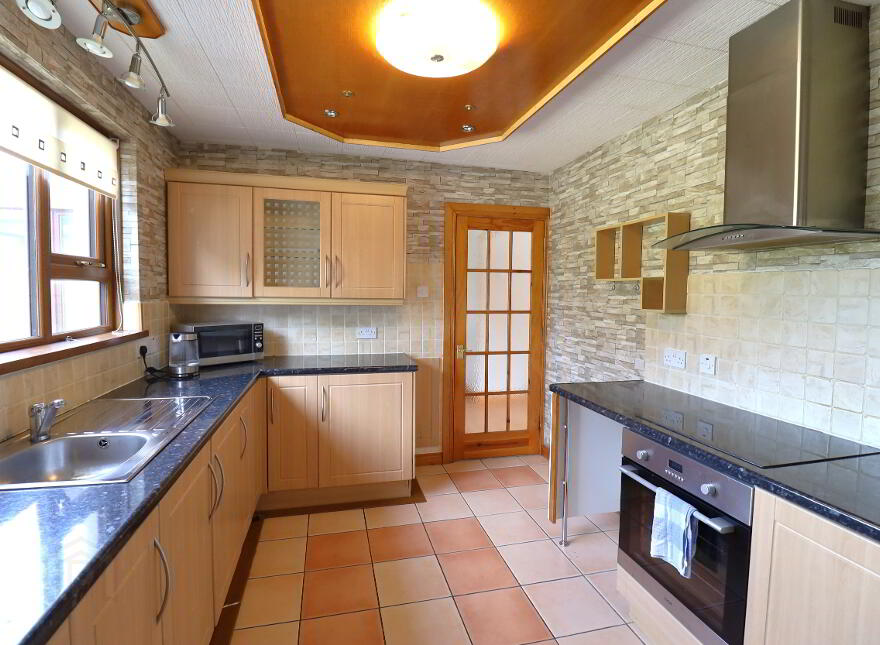 5 Carragheen Drive, Main Street, Annalong, BT34 4TG