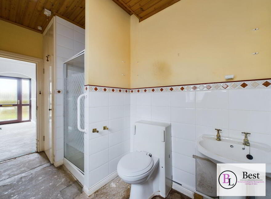 49 Upper Cairncastle Road, Larne, BT40 2EG