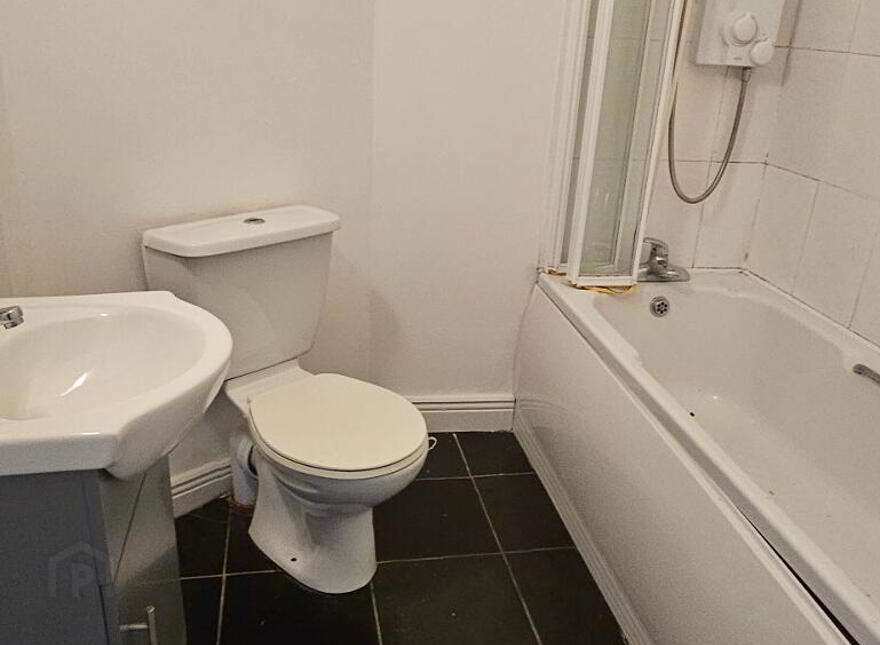 3 Orchard Court, Leitrim Village, Carrick-On-Shannon, N41HD39