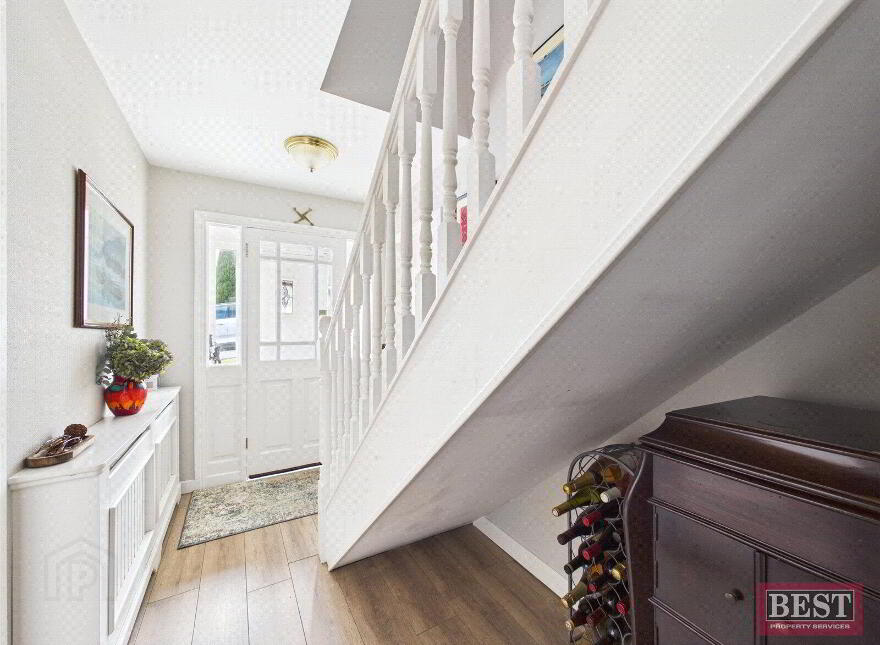 10 Ardaveen Avenue, Newry, BT35 8UJ