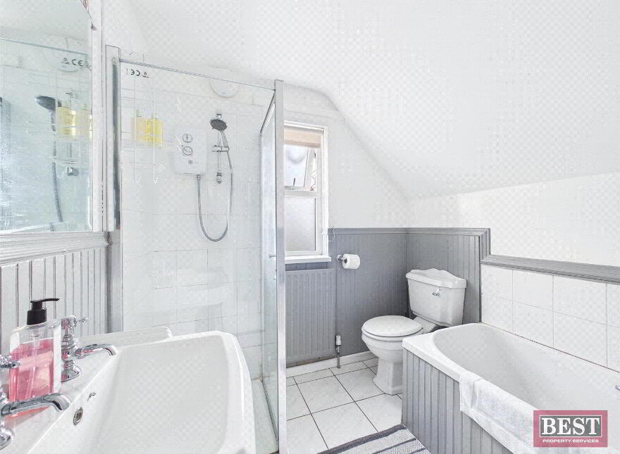 10 Ardaveen Avenue, Newry, BT35 8UJ