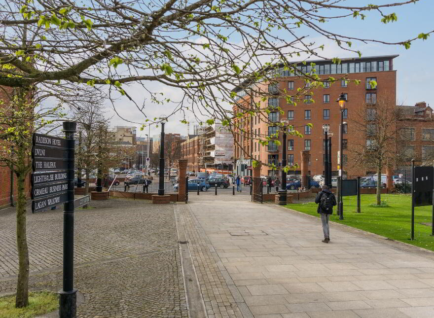 206 The Lucas Building, Belfast, BT2 8HB