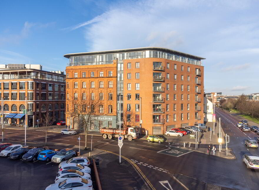 206 The Lucas Building, Belfast, BT2 8HB
