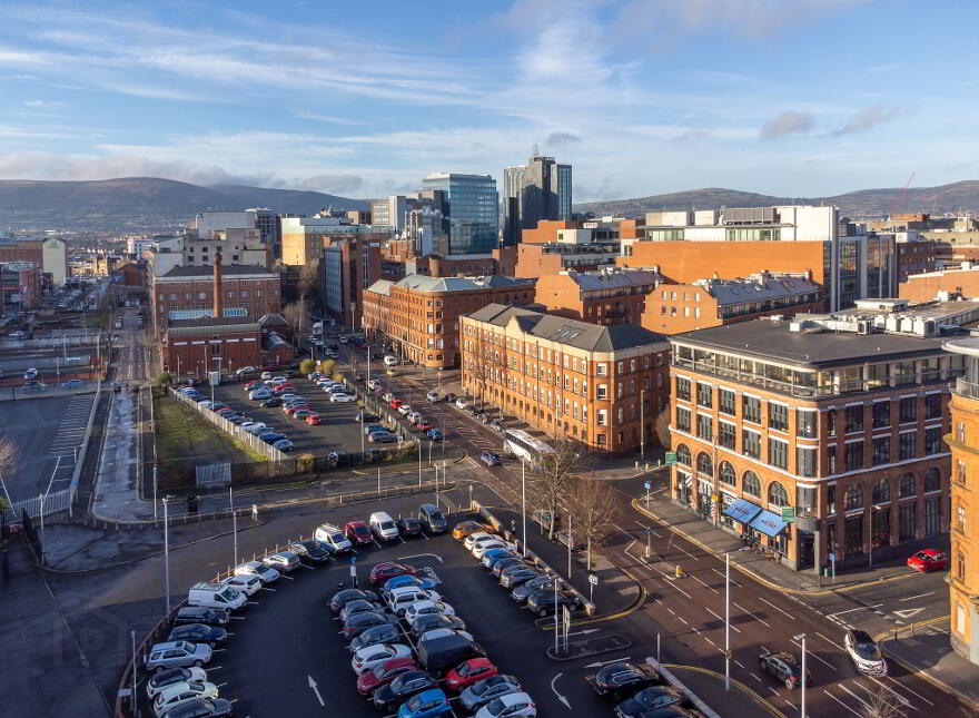 206 The Lucas Building, Belfast, BT2 8HB