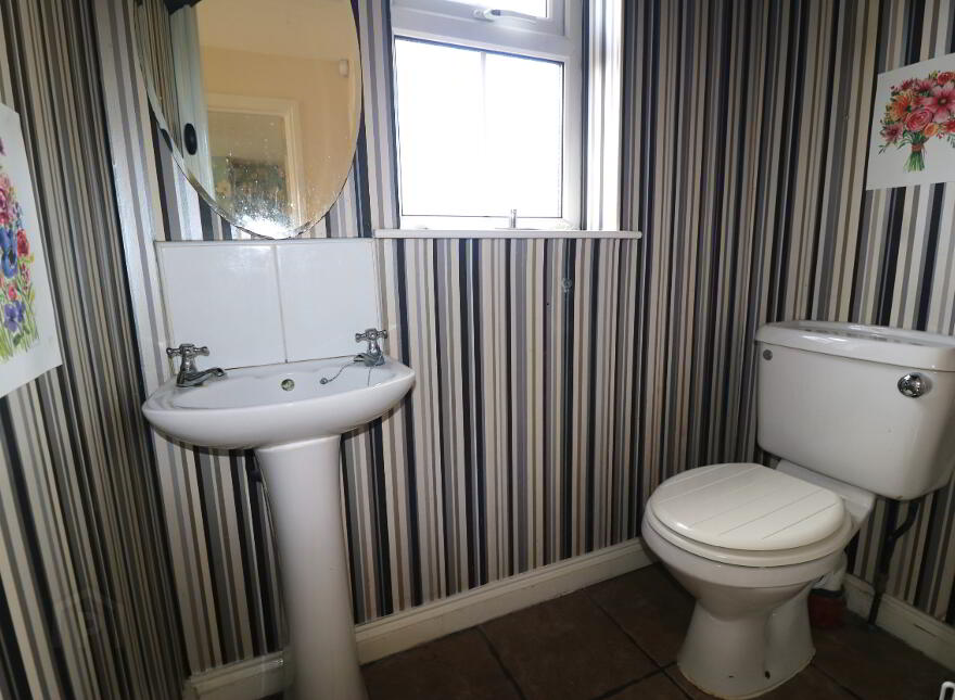 61 Rosses Meadow, Ballymena, BT42 2SD