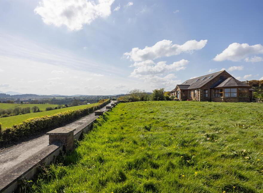 27B Old Park Road, Downpatrick, BT30 8PS