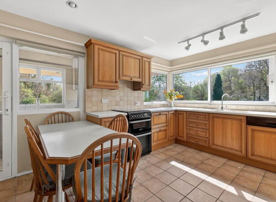 Portulla, 2 Finnebrogue Road, Downpatrick, BT30 9AA