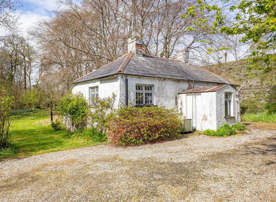 Portulla, 2 Finnebrogue Road, Downpatrick, BT30 9AA