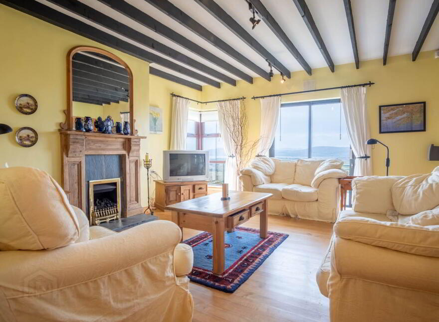 `dúnmánas`, Arderrawinny, Schull, P81EY82