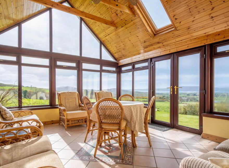 `dúnmánas`, Arderrawinny, Schull, P81EY82