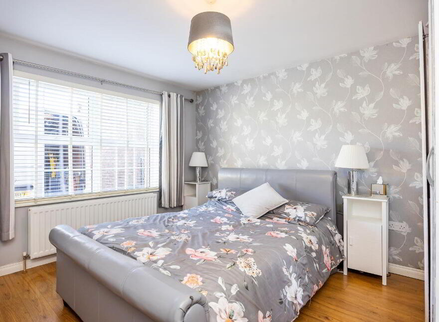 6 Jubilee Place, Bangor, BT19 1FL