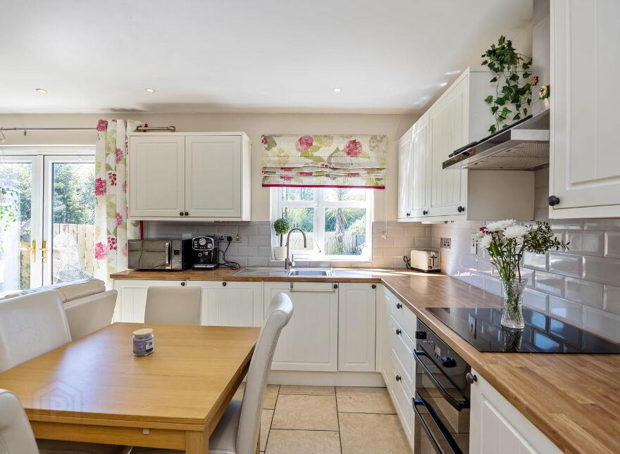 6 Jubilee Place, Bangor, BT19 1FL