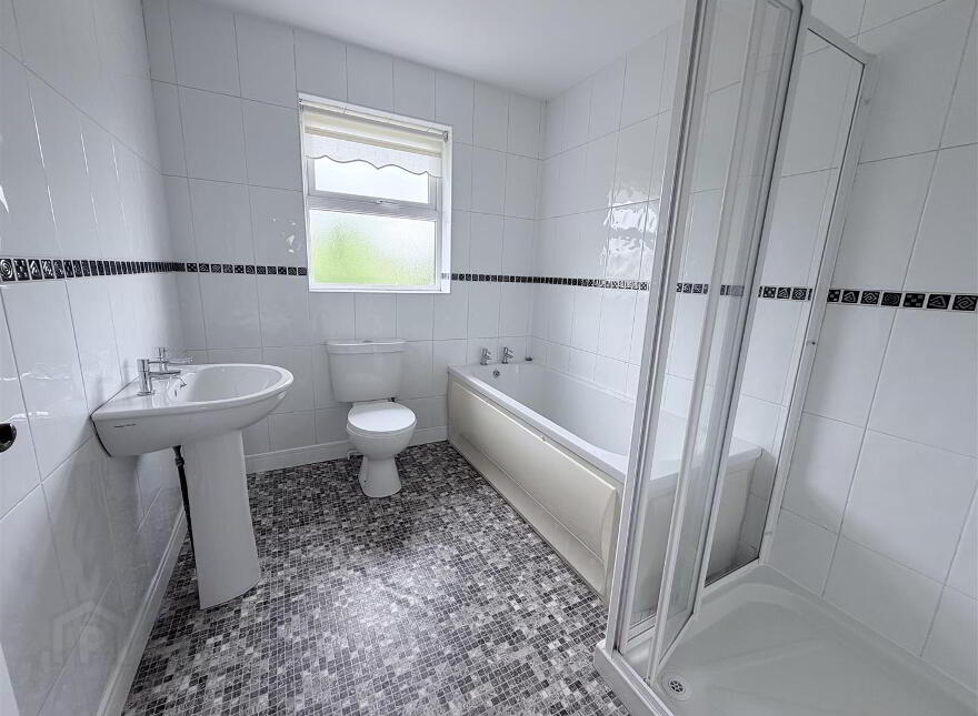 25 Lenamore Park, Derry, BT48 8GL