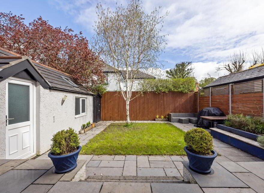 24 Balmoral Avenue, Malone Road, Belfast, BT9 6NW