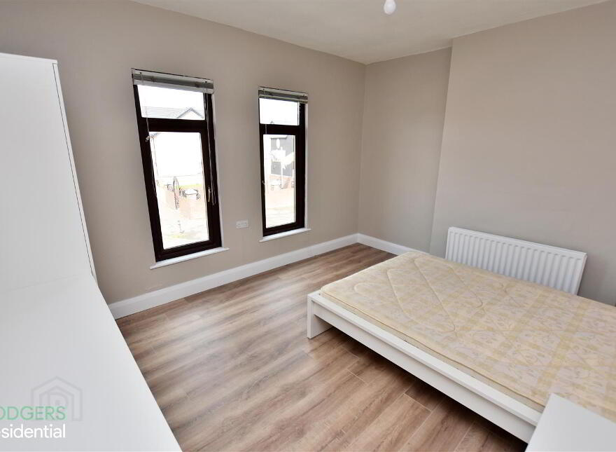 192 Donegall Avenue, Belfast, BT12 6LY