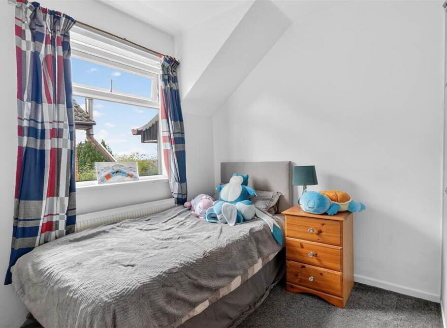 12 Coolsara Park, Magheralave Road, Lisburn, BT28 3BG