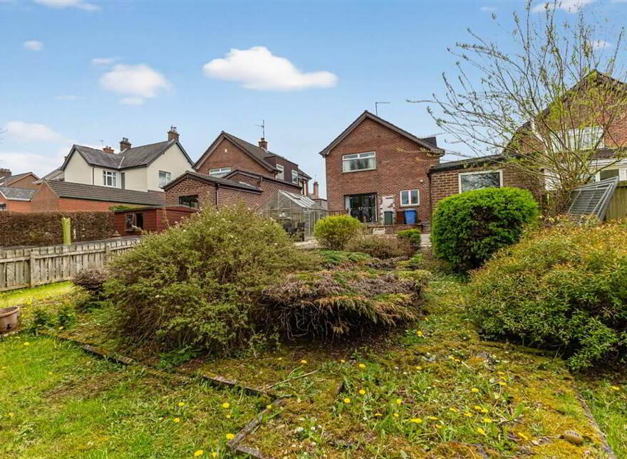12 Coolsara Park, Magheralave Road, Lisburn, BT28 3BG