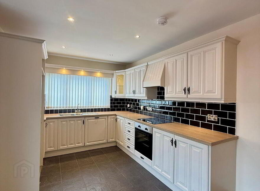 17 Castlehill Way, Ballymoney, BT53 6RW