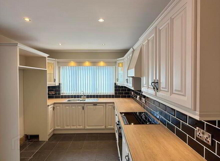 17 Castlehill Way, Ballymoney, BT53 6RW