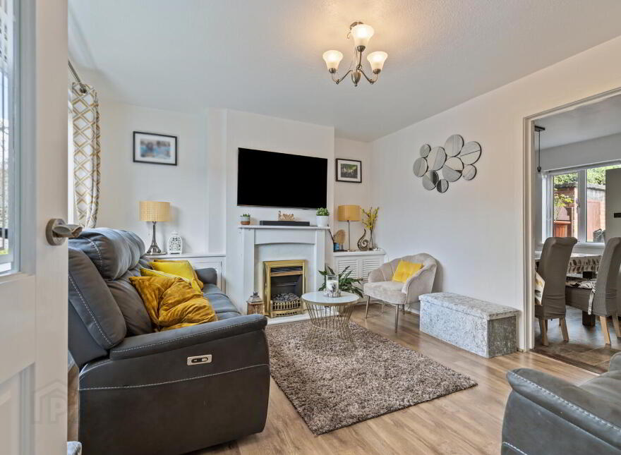 19 Grays Park, Belfast, BT8 7QH