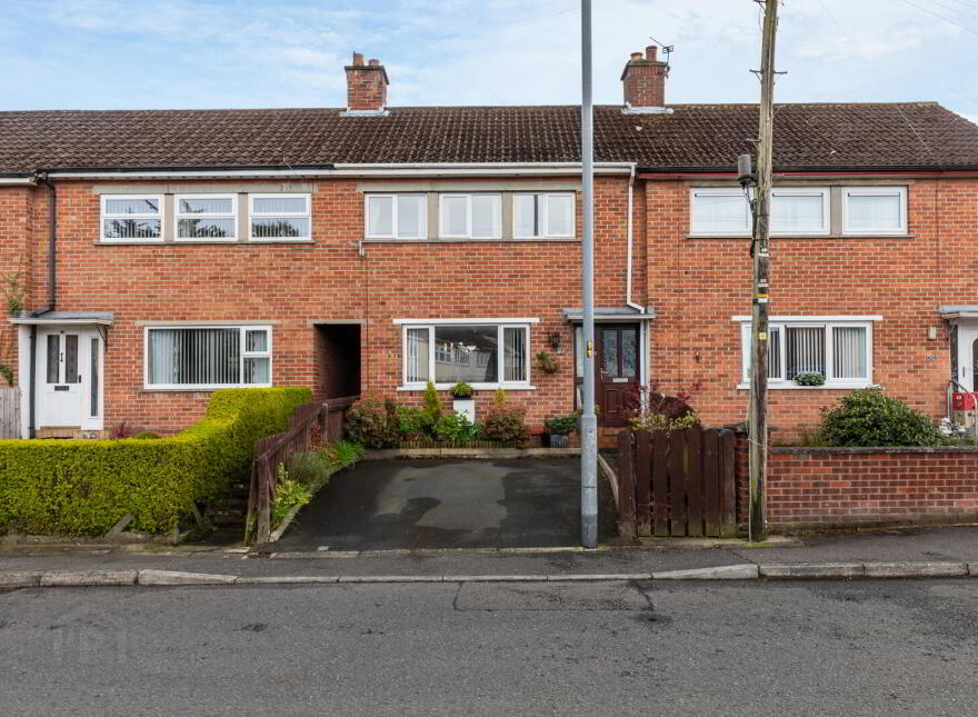19 Grays Park, Belfast, BT8 7QH
