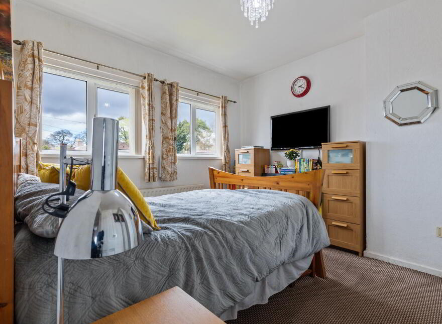 19 Grays Park, Belfast, BT8 7QH