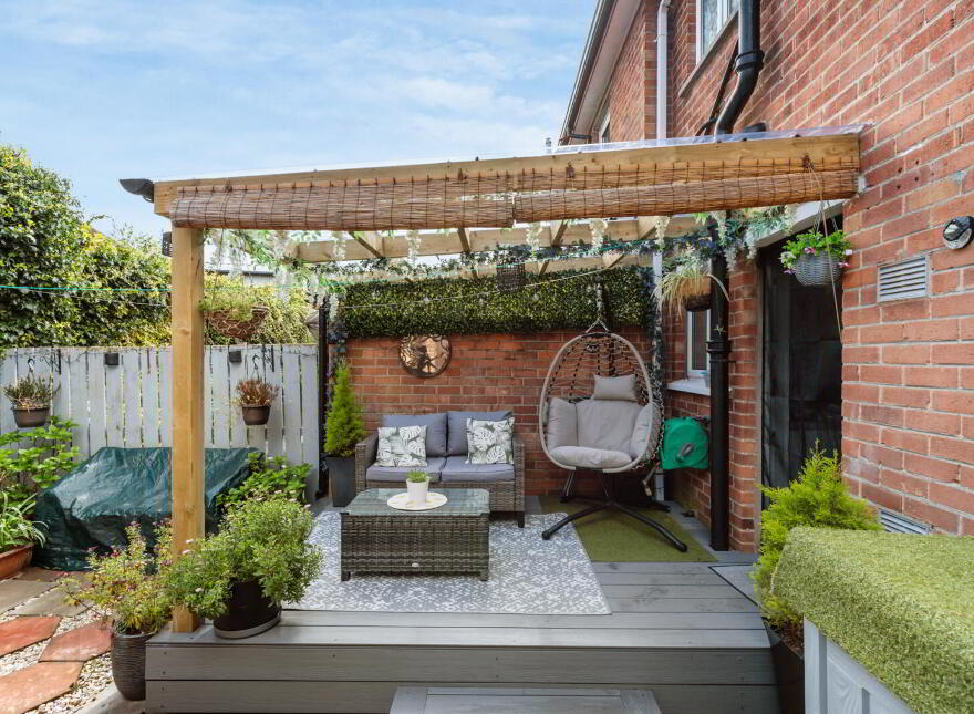 19 Grays Park, Belfast, BT8 7QH