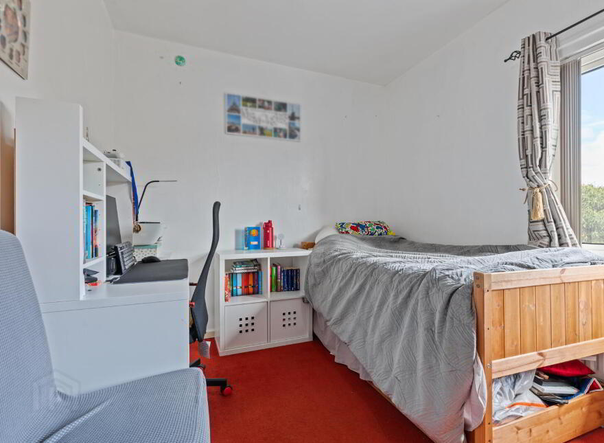 19 Grays Park, Belfast, BT8 7QH