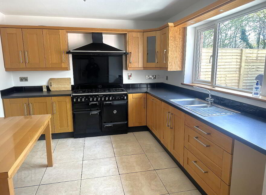 13 Cole Court, Newry, BT34 2TD
