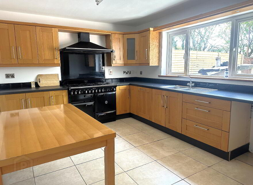 13 Cole Court, Newry, BT34 2TD