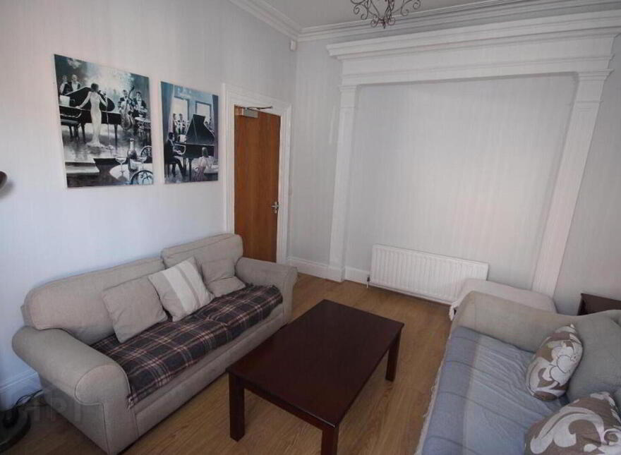 Malone Avenue, Room 2, R1 & R5. All Bills Included, Belfast, BT9 6ER