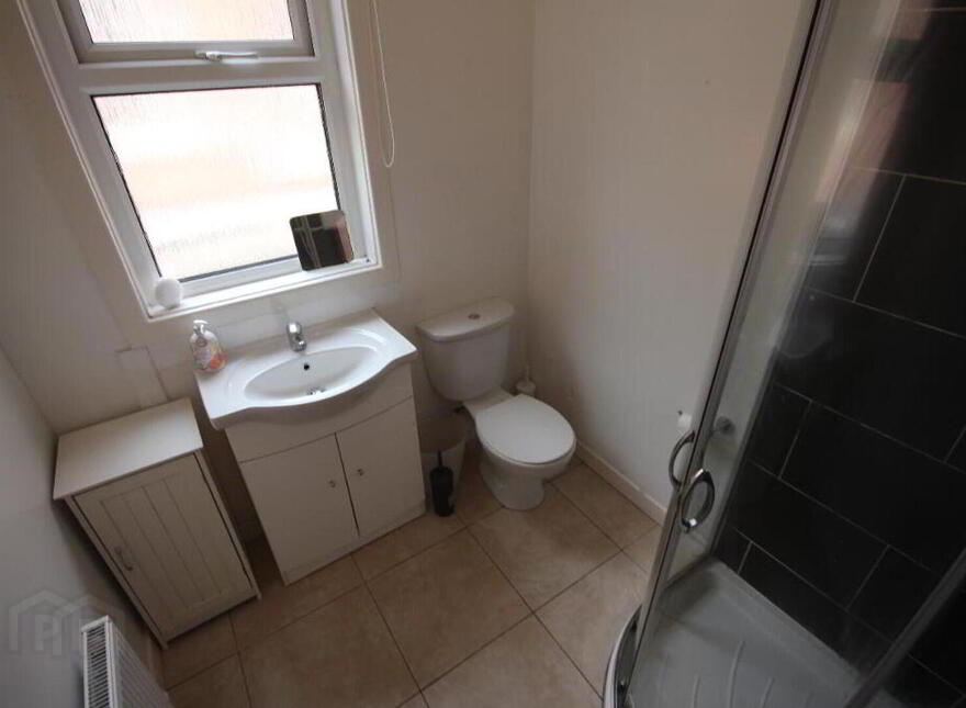 Malone Avenue, Room 2, R1 & R5. All Bills Included, Belfast, BT9 6ER