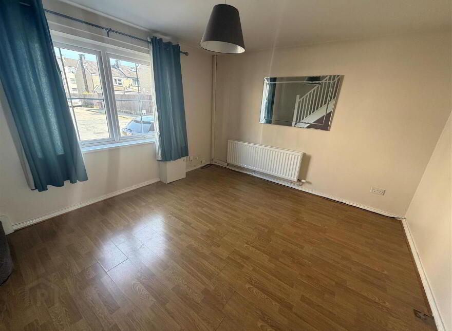 5 Downshire Mews, Holywood, BT18 9LX