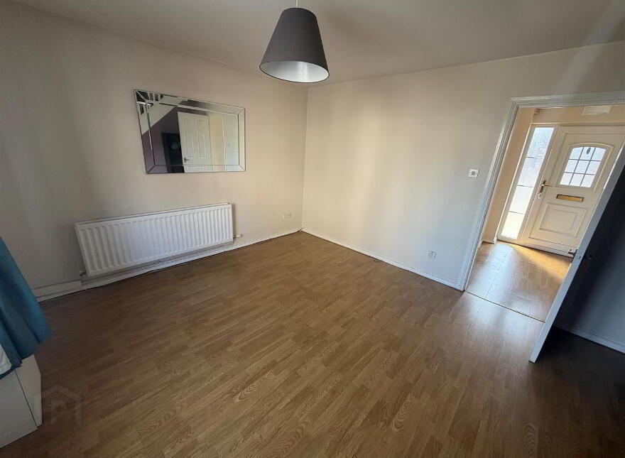 5 Downshire Mews, Holywood, BT18 9LX