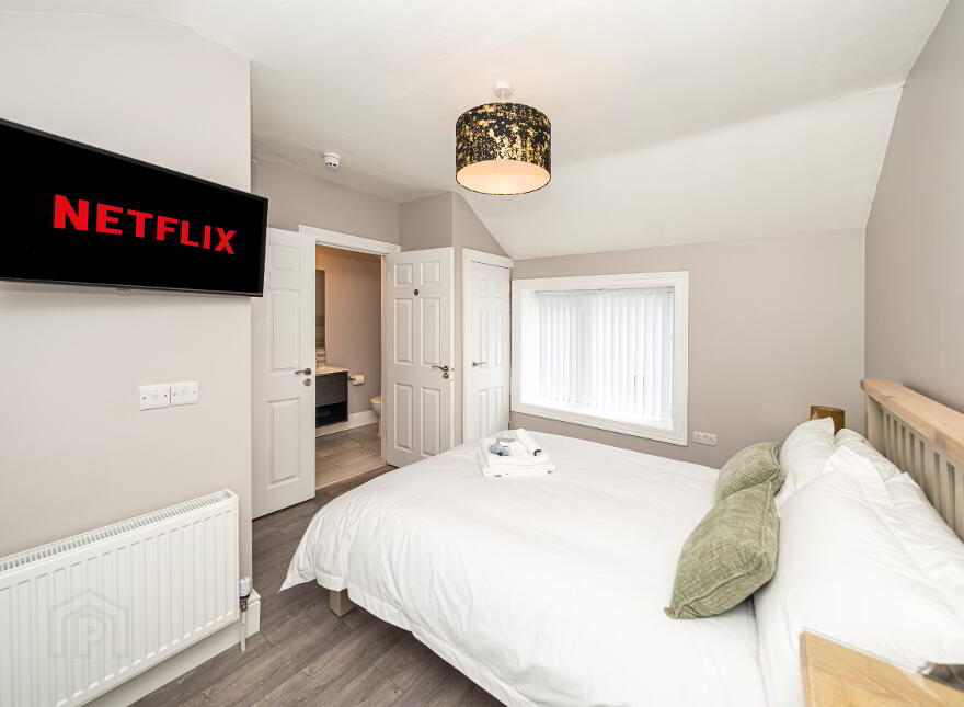 Luxury En-Suite Rooms - Bills Included, 34 Clarendon Street,...Derry/Londonderry, BT48 7ET