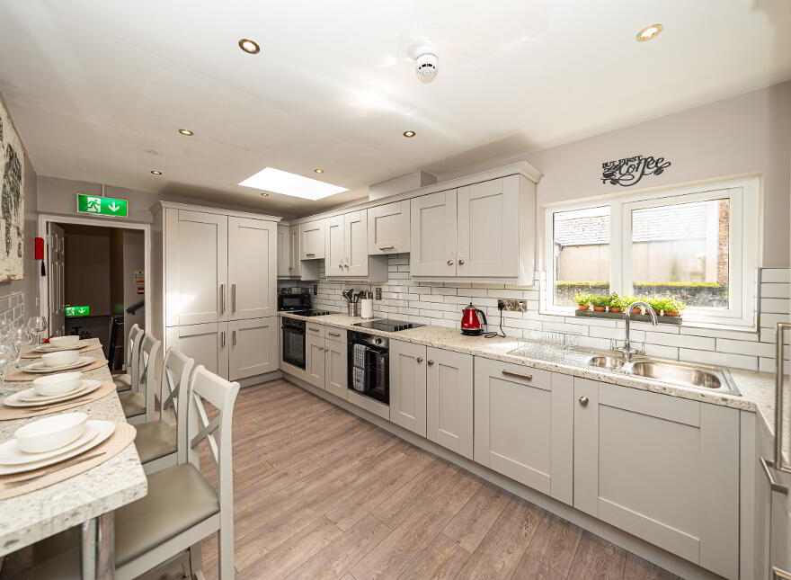 Luxury En-Suite Rooms - Bills Included, 34 Clarendon Street,...Derry/Londonderry, BT48 7ET