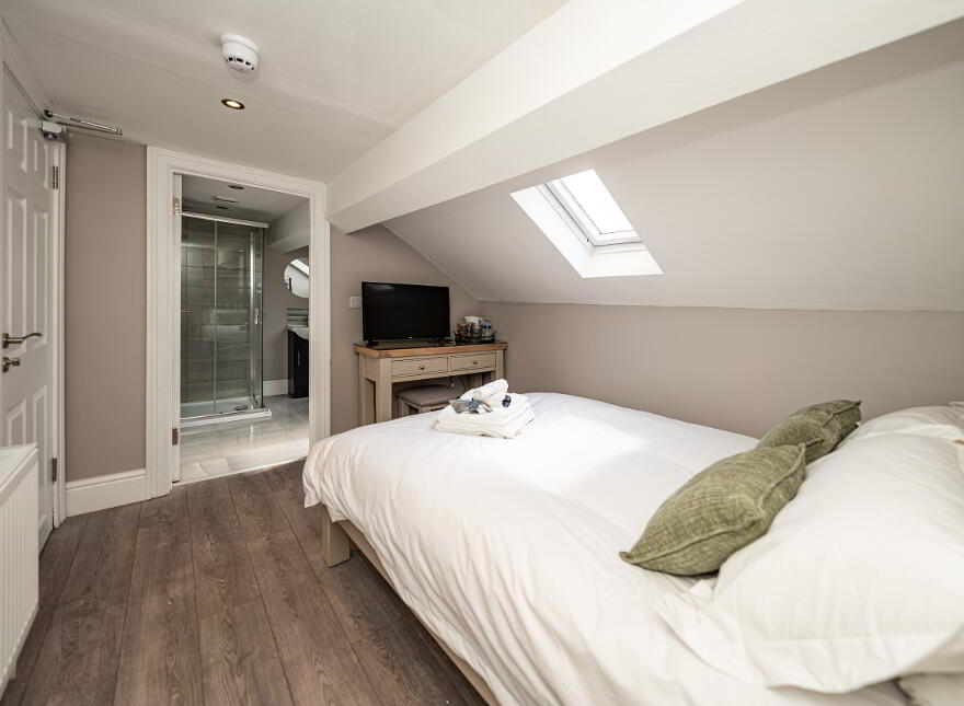 Luxury En-Suite Rooms - Bills Included, 34 Clarendon Street,...Derry/Londonderry, BT48 7ET
