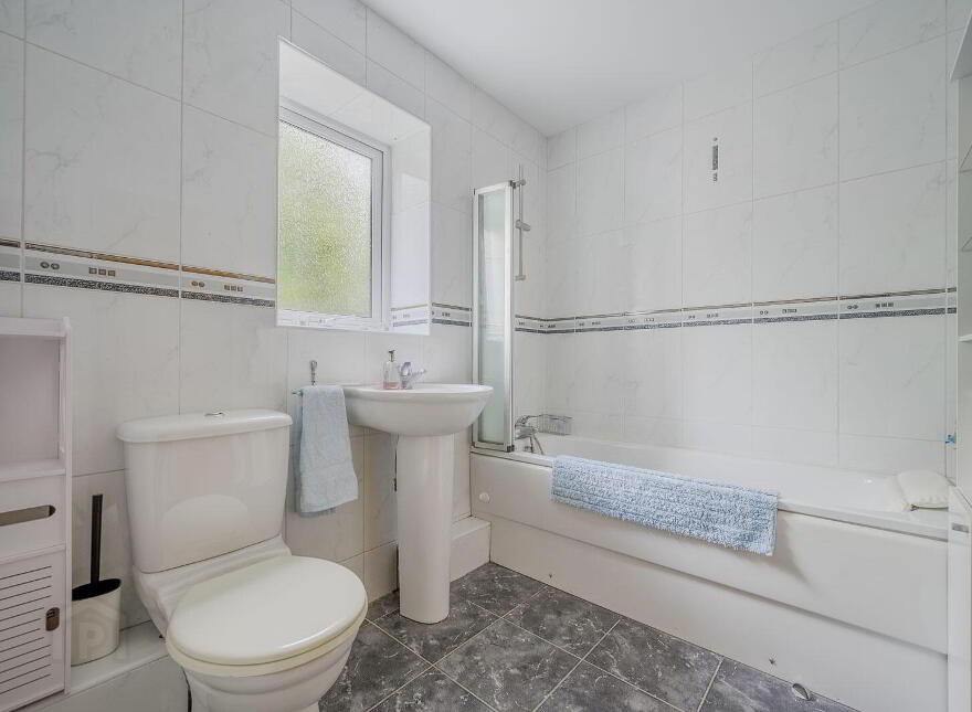 2 Knockmarloch Manor, 124 Hamilton Road, Bangor, BT20 5DB