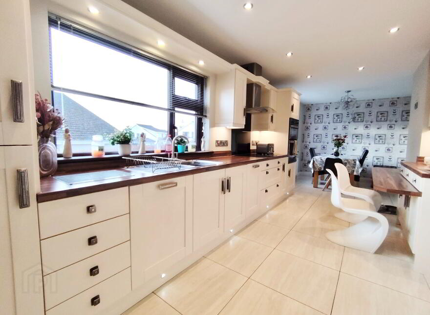 13 Galgorm Gardens, Galgorm, Ballymena, BT42 1BA