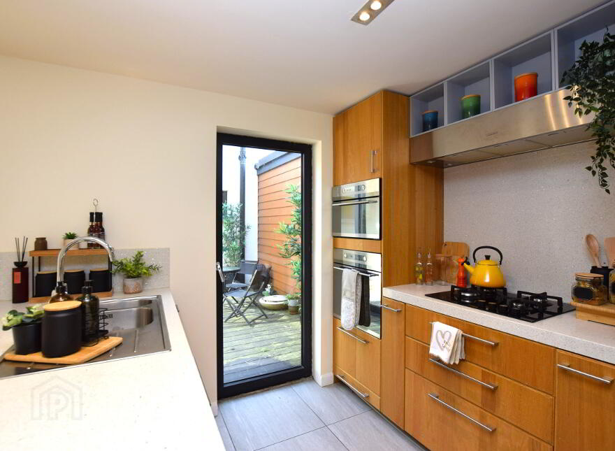 9 Killinchy Street, Comber, BT23 5GL