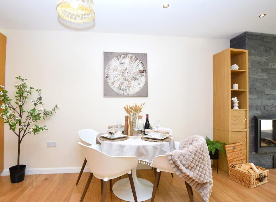9 Killinchy Street, Comber, BT23 5GL