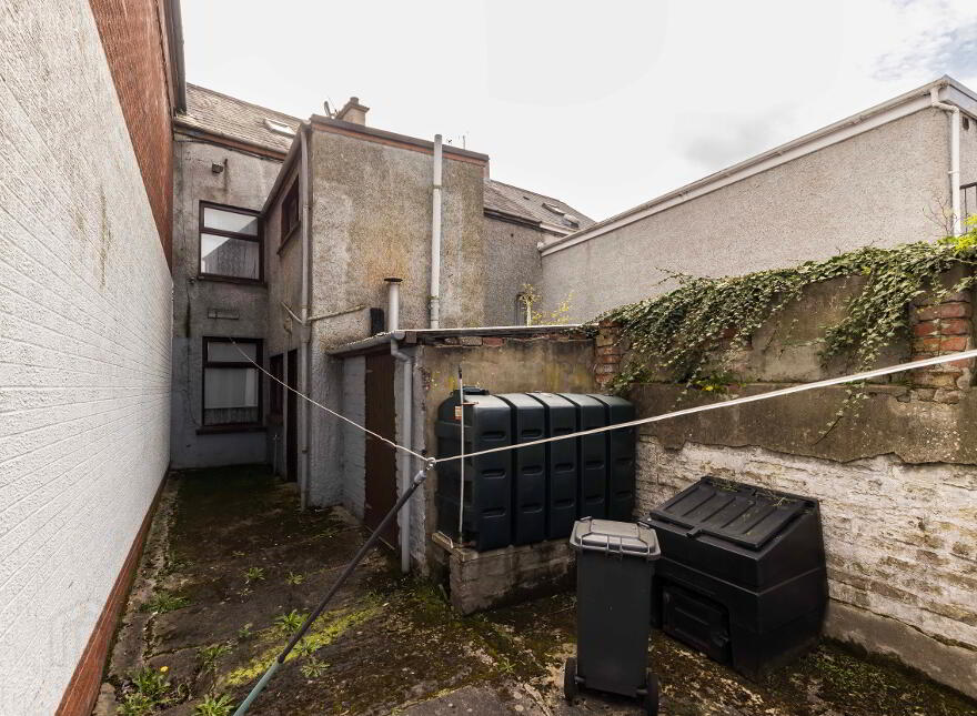 38 Kenlis Street, Banbridge, BT32 3LL