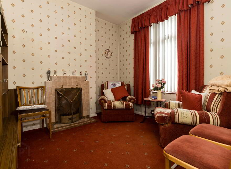 38 Kenlis Street, Banbridge, BT32 3LL