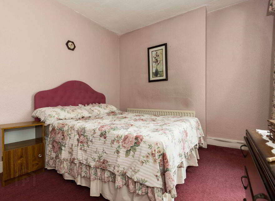 38 Kenlis Street, Banbridge, BT32 3LL