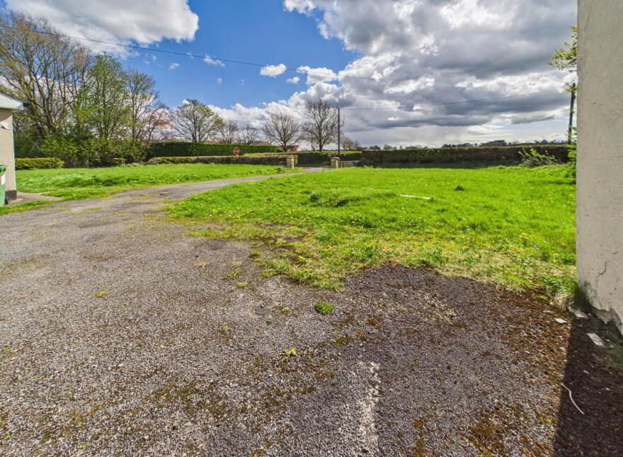32 Mooretown, Kildare Town, R51NA43