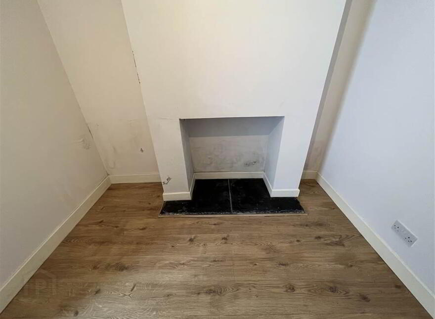 42 Woodcot Avenue, Belfast, BT5 5JA