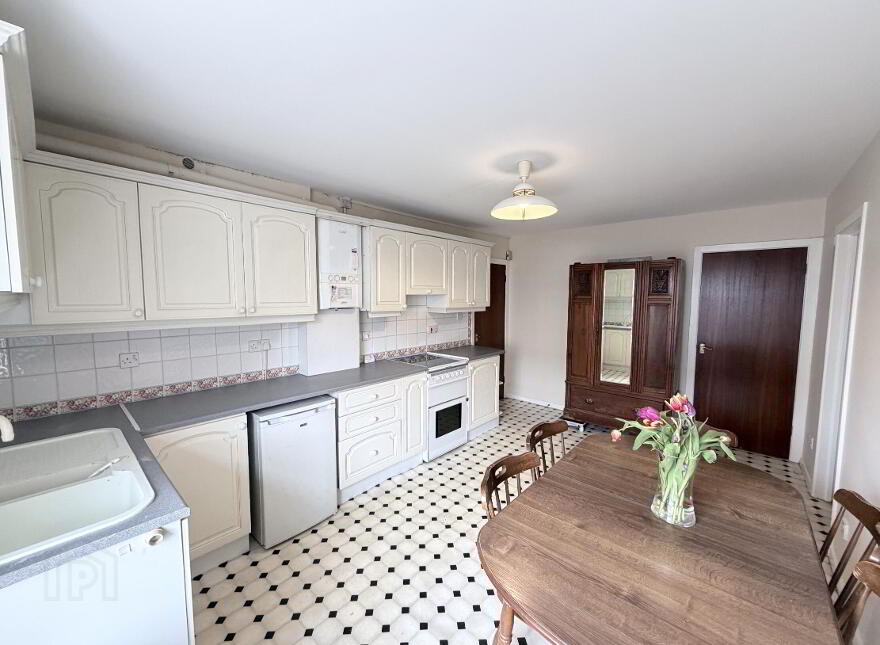 9 Lancastrian Court, Banbridge, BT32 4QL