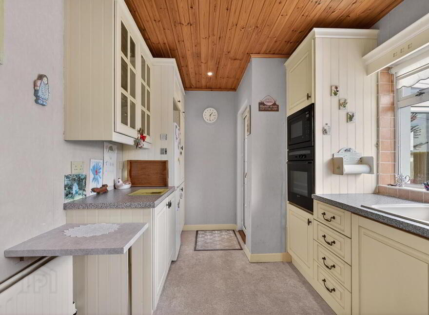 23 Clonmore Park, Lisburn, BT27 4EU