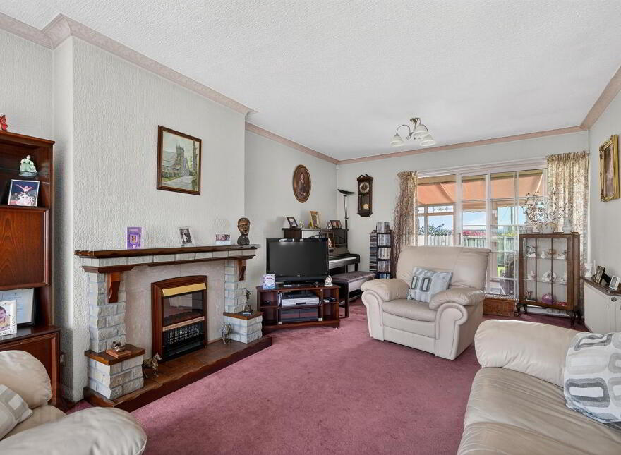 23 Clonmore Park, Lisburn, BT27 4EU