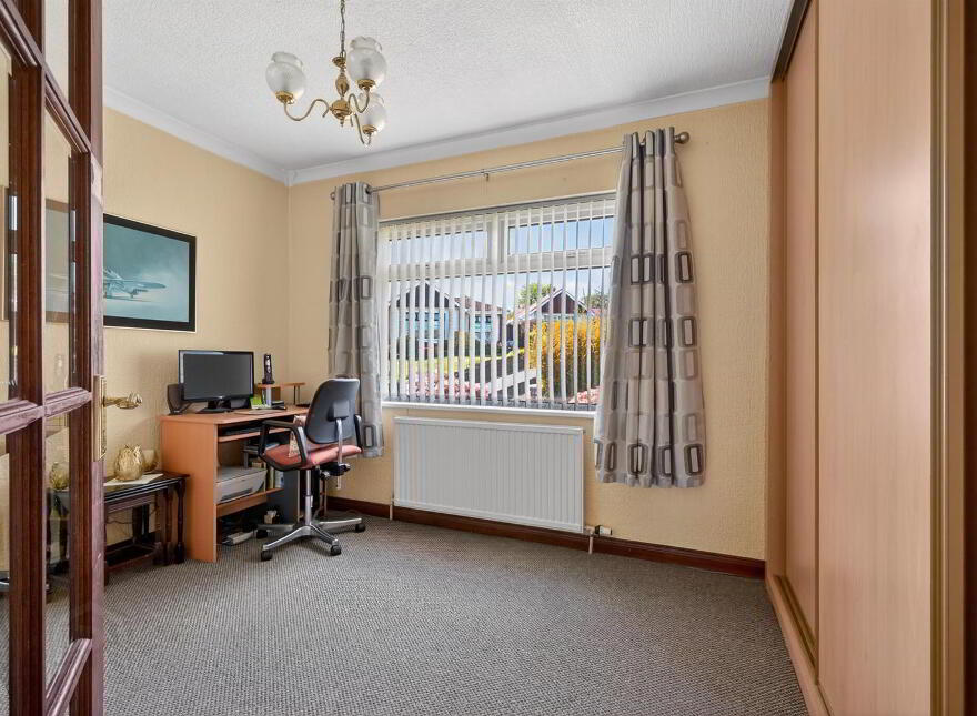 23 Clonmore Park, Lisburn, BT27 4EU